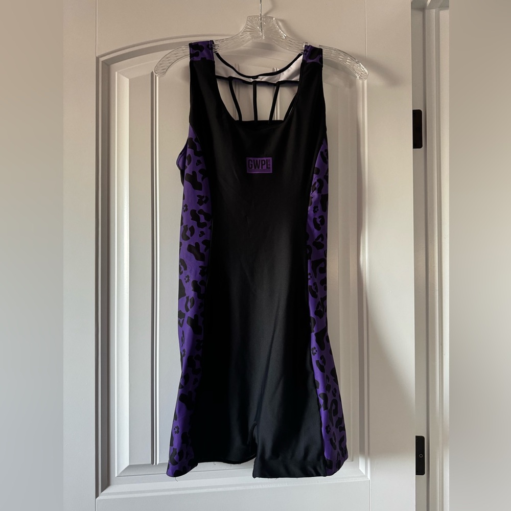 Girls Who Powerlift - Purple cheetah singlet XL- UNWORN
